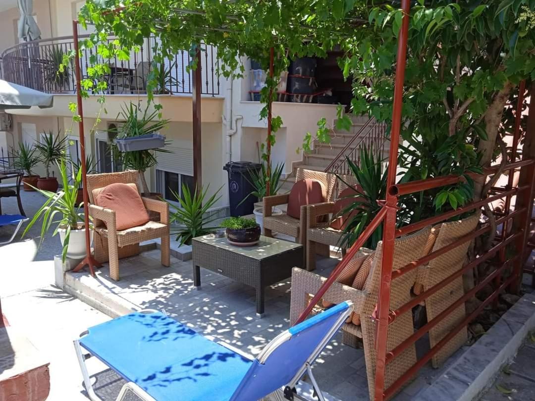 Blue Moon Accommodation Michaniona Dış mekan fotoğraf