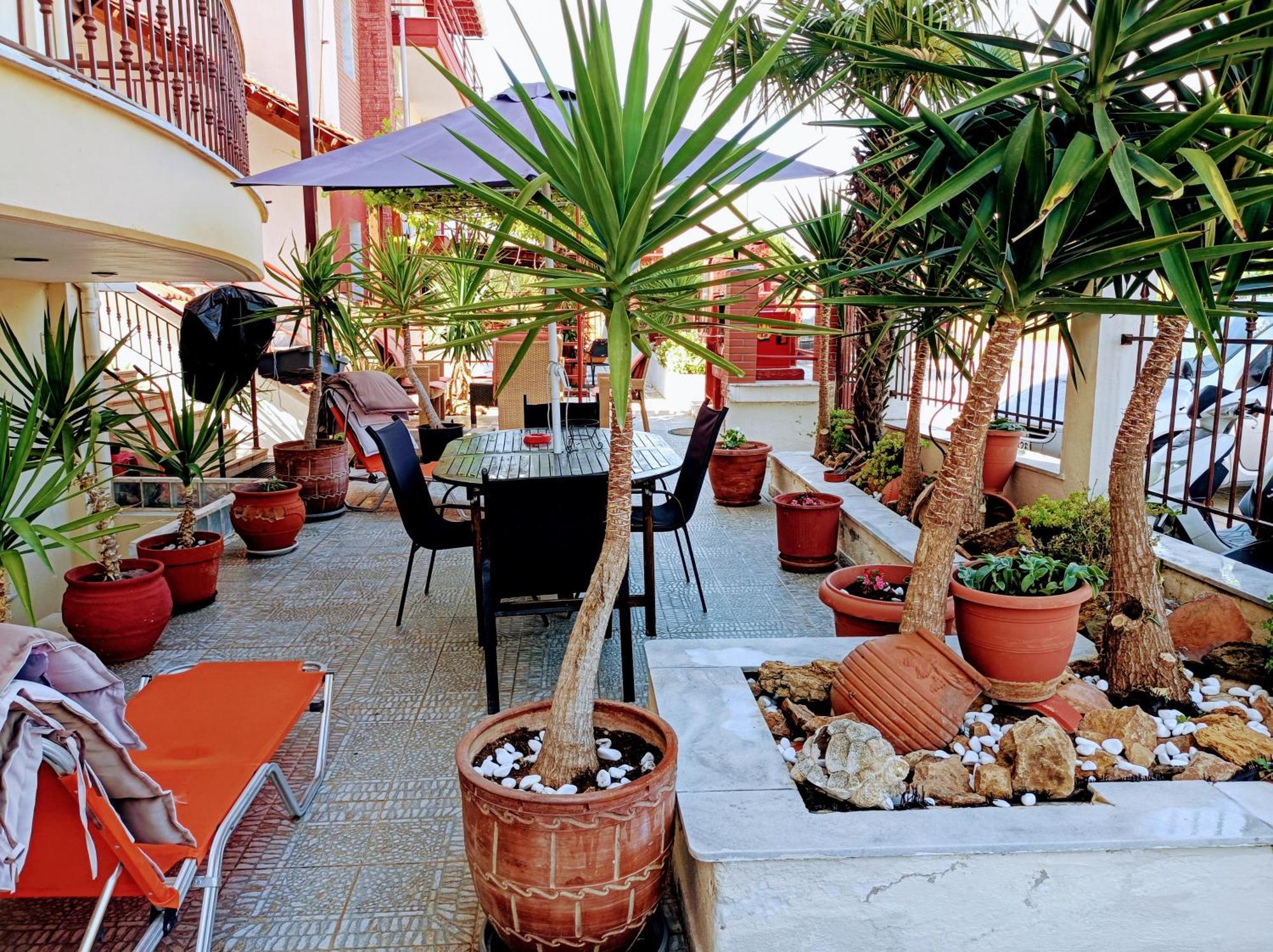 Blue Moon Accommodation Michaniona Dış mekan fotoğraf